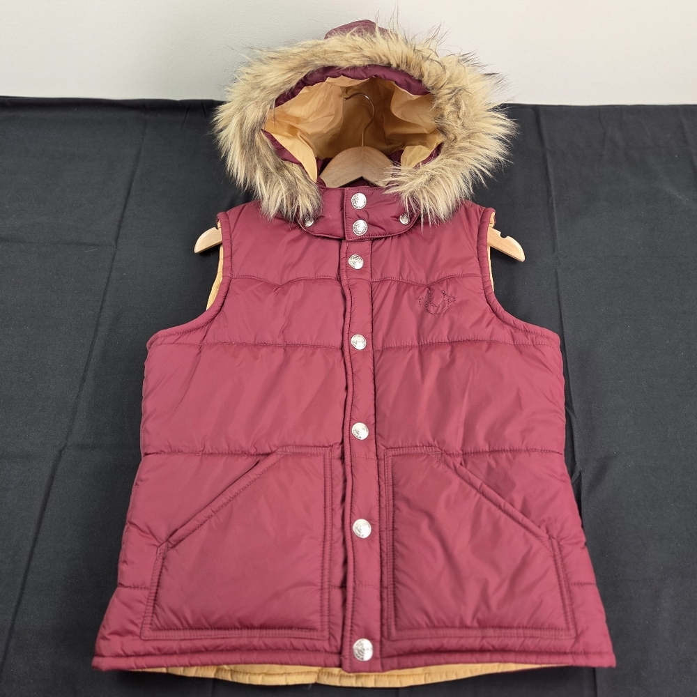 True Religion Puffer Vest Womens Large Maroon Snap Button Removable Fur Hood